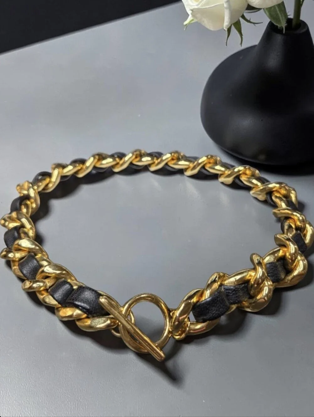 High-end Designer Vintage Chunky Gold & Woven Lambskin Leather Toggle Necklace